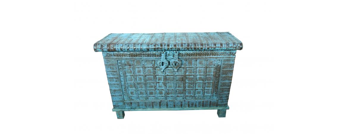 Vintage Narrow Pitari Chest