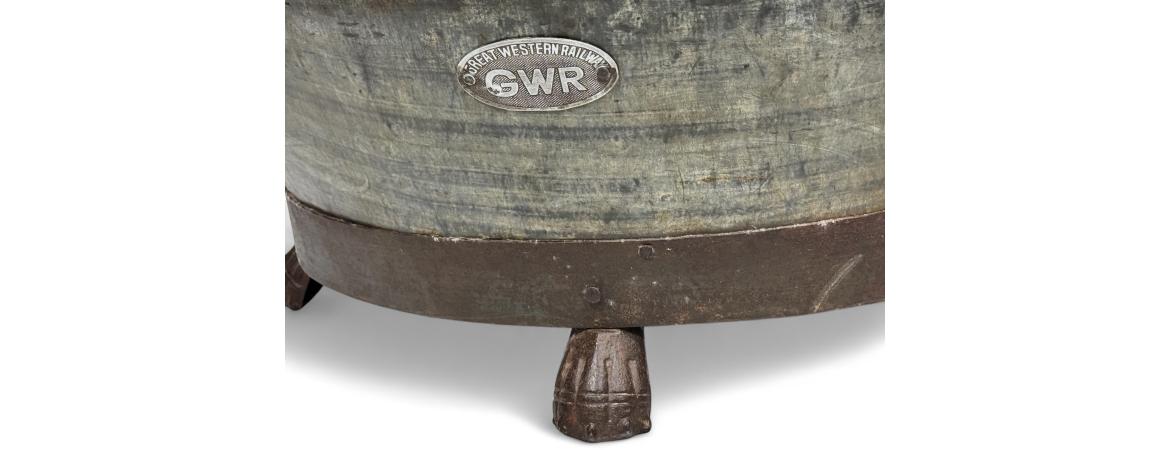 GWR Antique Set of 3 Iron Pots on Stand