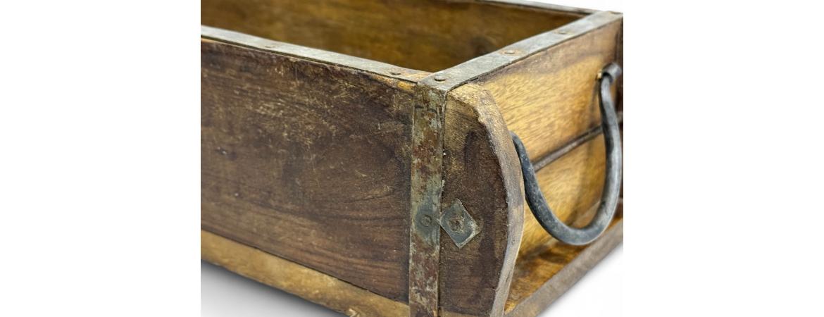 Brick Mould With Handles