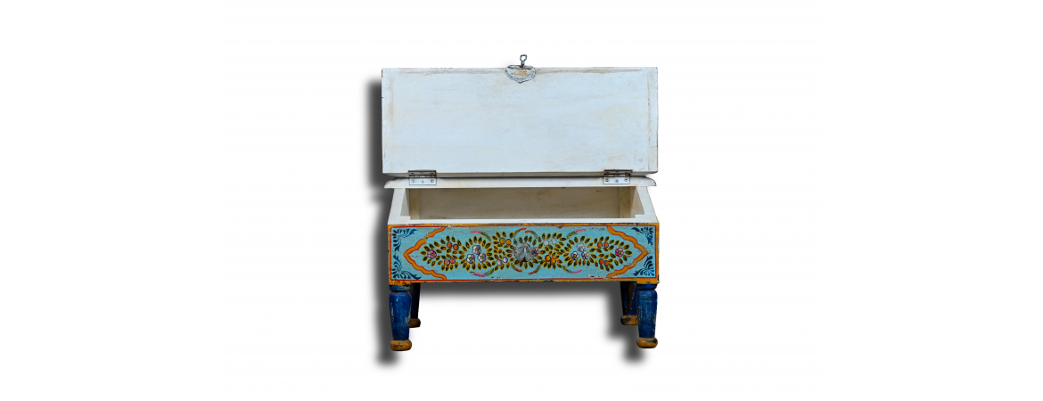 Low Storage Trunk Writing Desk