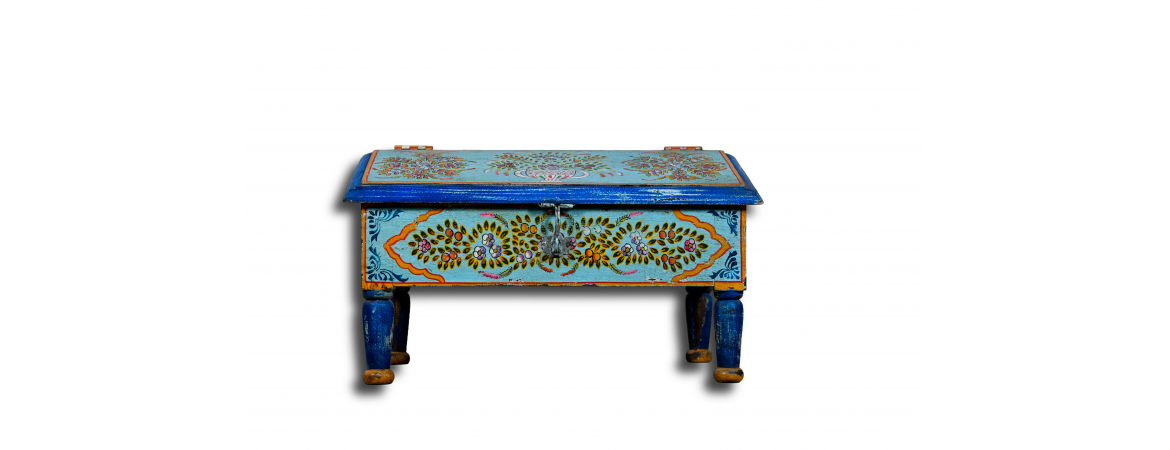 Low Storage Trunk Writing Desk