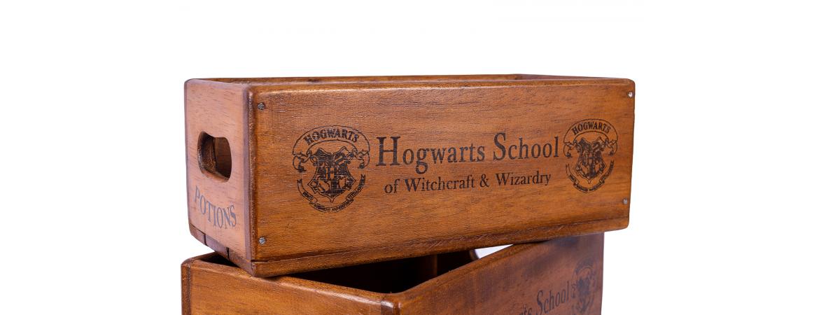 Set of 5 Shellfish Nesting Boxes - Hogwarts School with 2 Logos