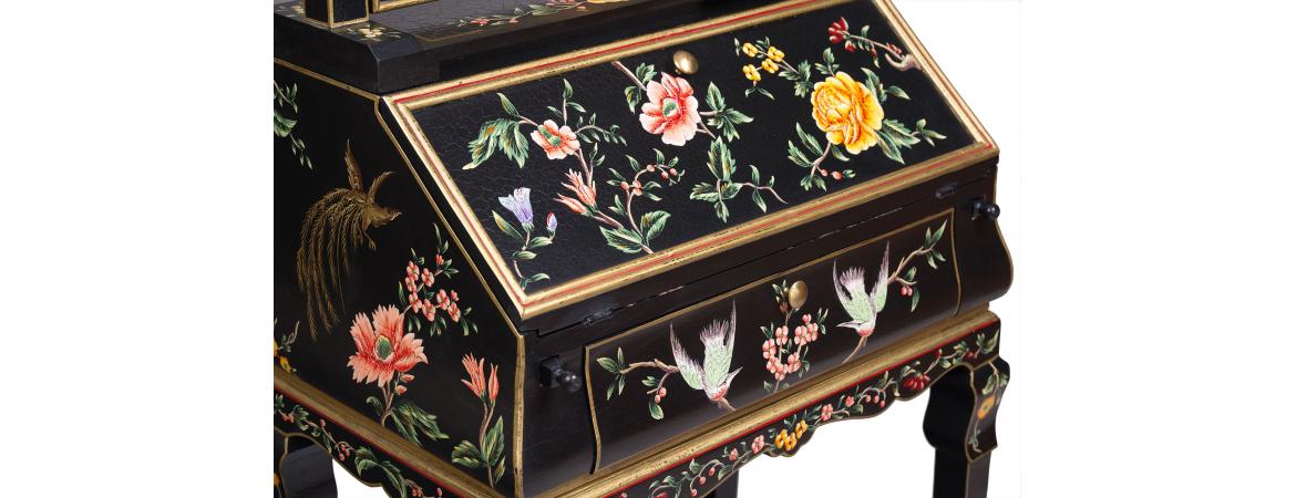 Black Lyre Bird Design Dresser with Mirror