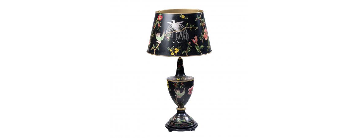 Black Lyre Bird Design Lamp with shade