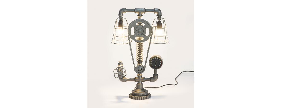 Cogged Table Lamp