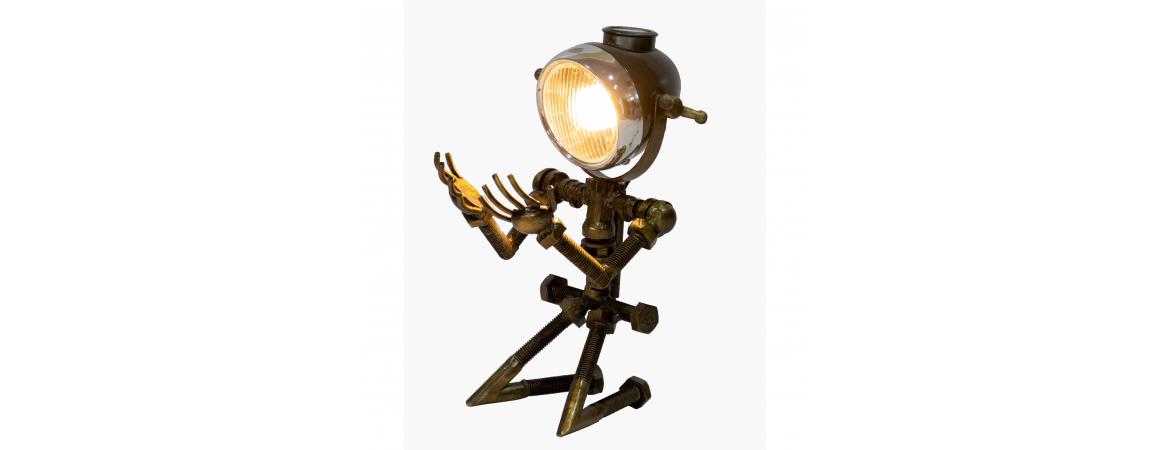 Reclaimed Parts Robot Table Lamp - Down On His Knees