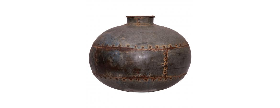 Iron Pot