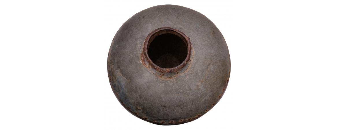 Iron Pot