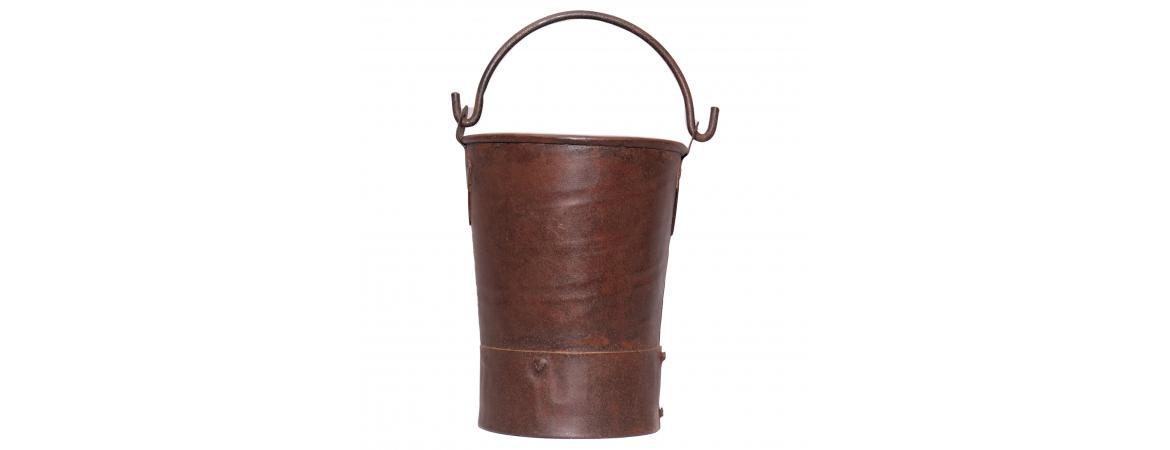 Medium Iron Bucket