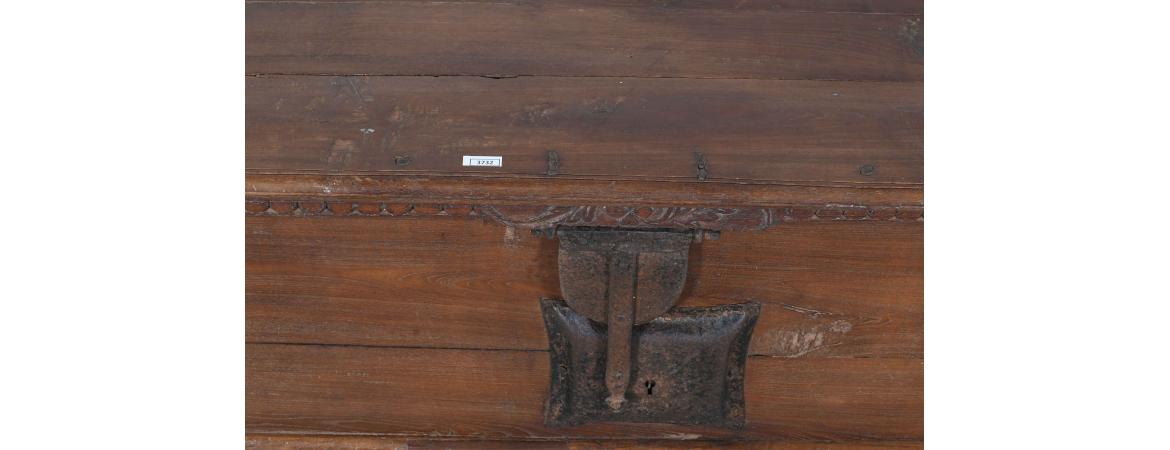 Antique Trunk with Lift Top