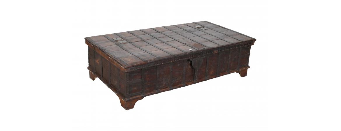 Antique Trunk with Lift Top