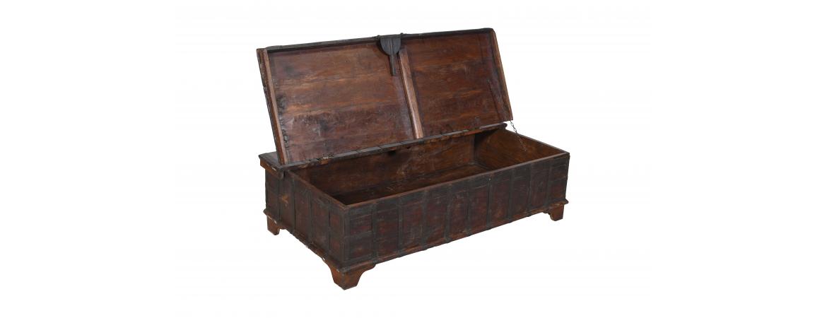 Antique Trunk with Lift Top