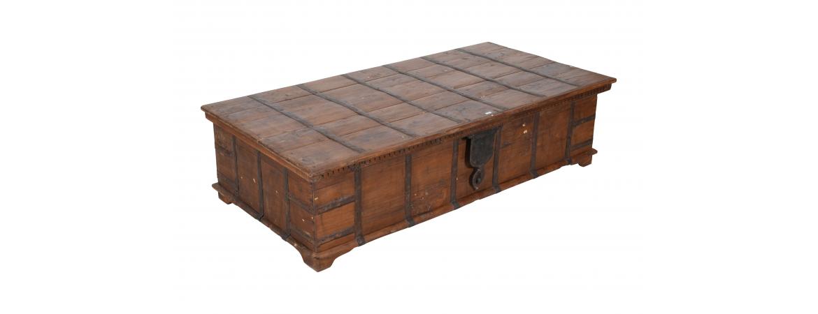 Antique Trunk with Lift Top