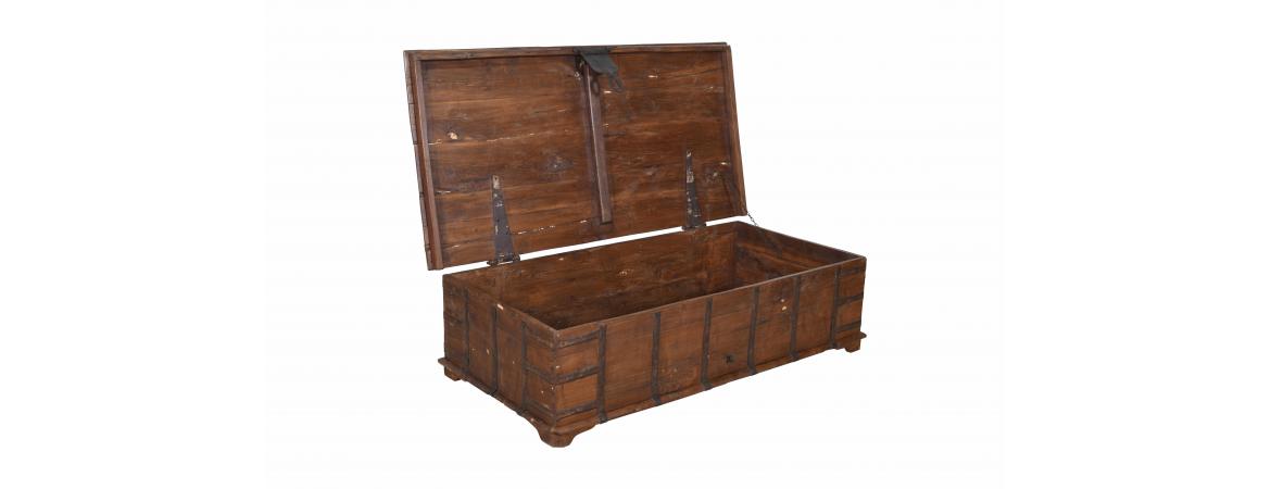 Antique Trunk with Lift Top