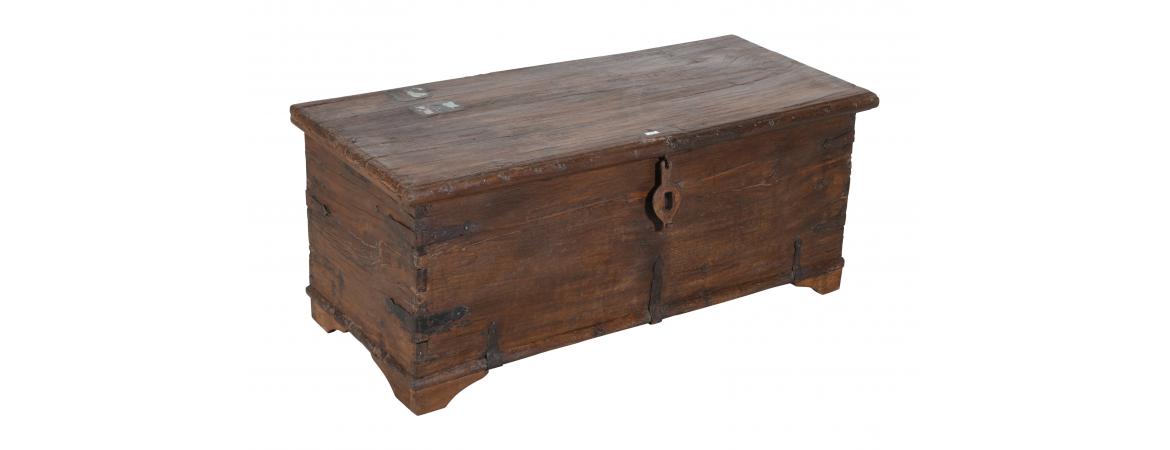 Antique Trunk with Lift Top