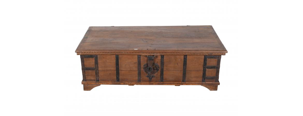 Antique Trunk with Lift Top