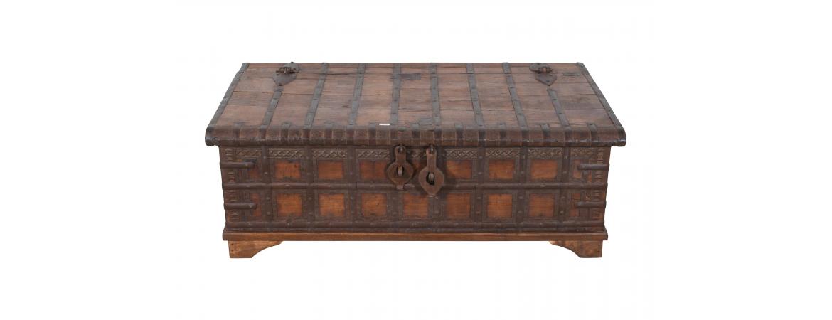 Antique Trunk with Lift Top