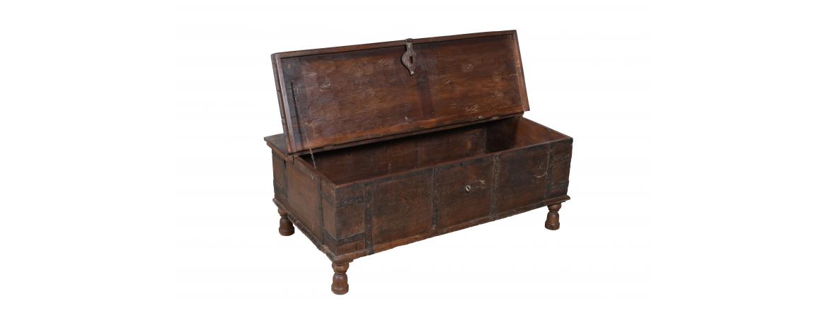 Antique Trunk with Lift Top