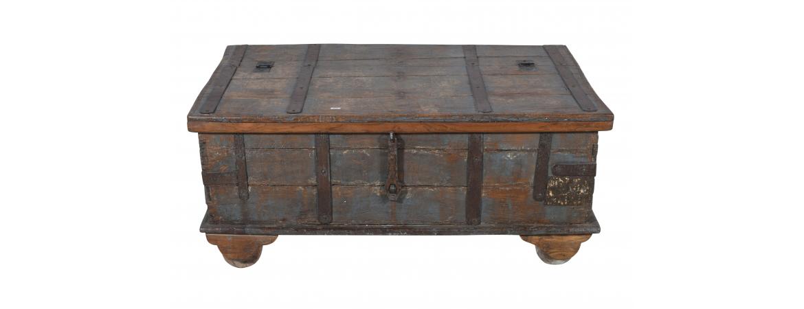 Antique Trunk with Lift Top