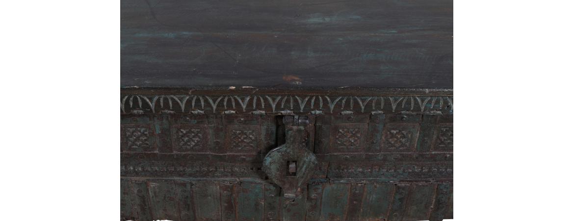 Antique Trunk with Lift Top