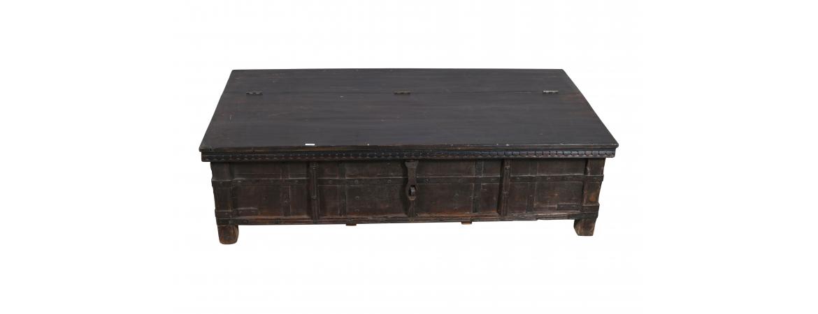 Antique Trunk with Lift Top