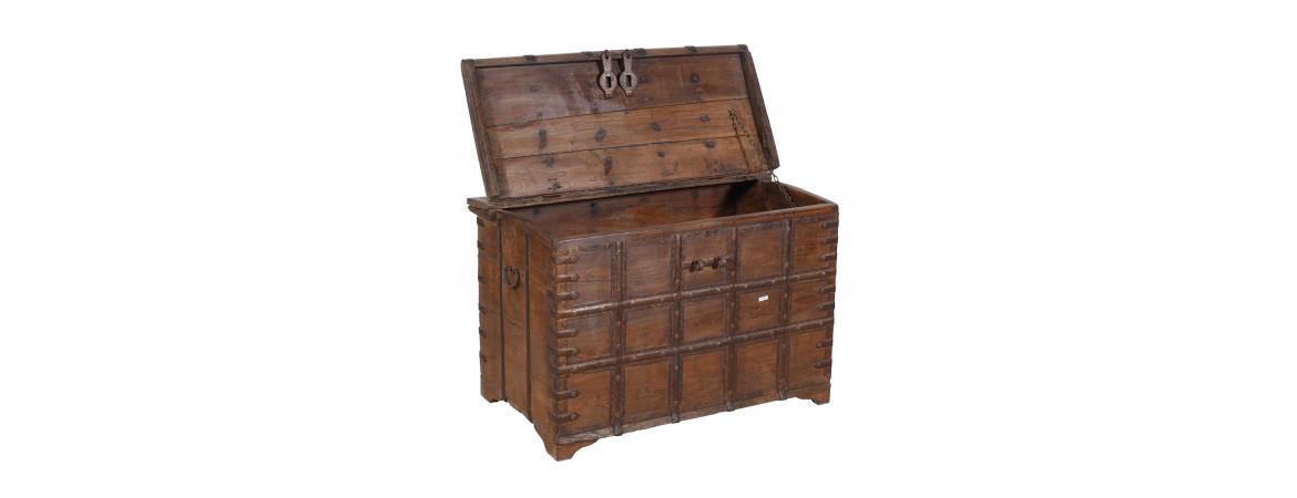 Antique Pitari Chest