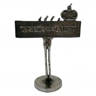 Tick or Treat Decorative Sign